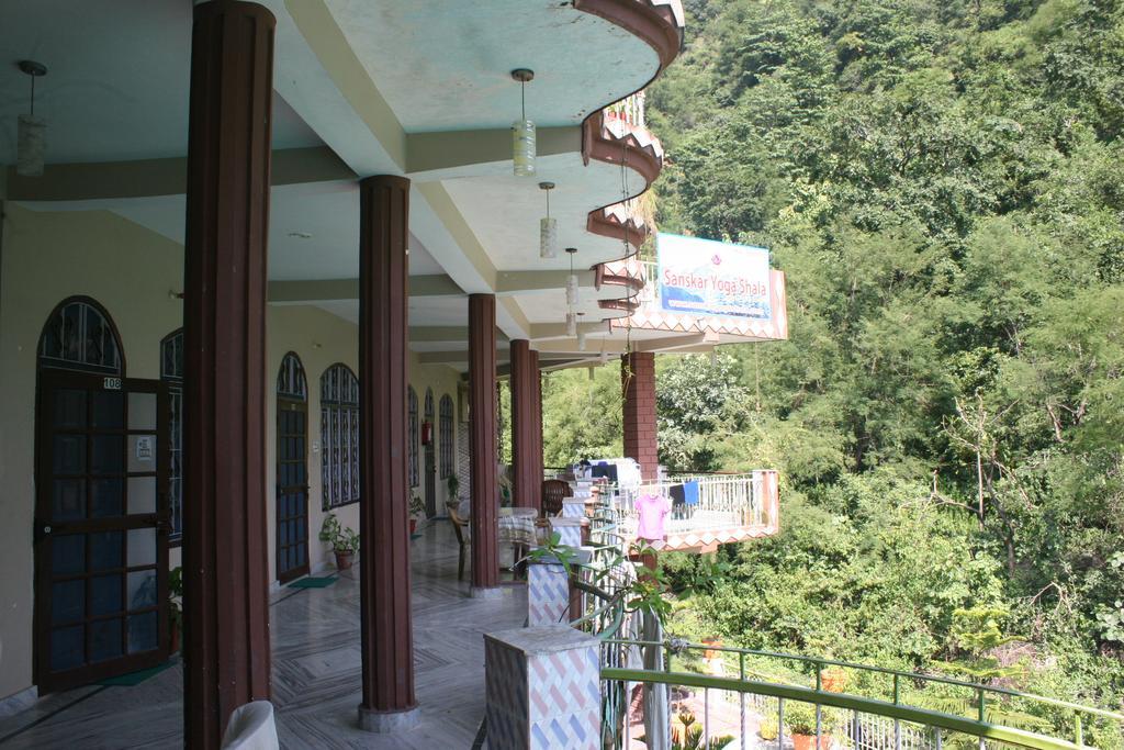 Rishikesh Sadan A Yoga & Spritual Retreat Hotel Tapovan Exterior foto